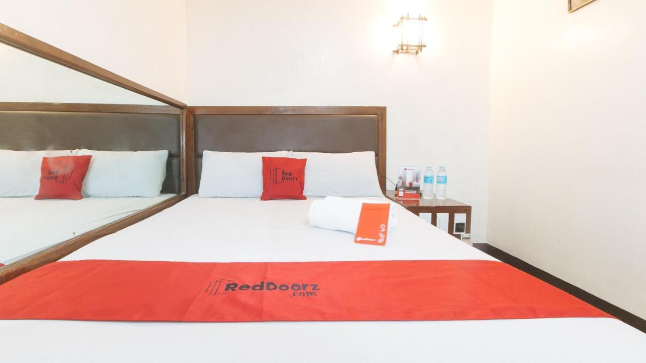 Reddoorz @ Riches Holiday Hotel Avenida Manila Eksteriør billede